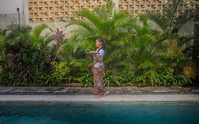 Delu Villas & Suite
